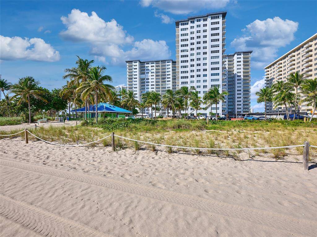 Pompano Beach, FL 33062,111 N Pompano Beach Blvd #907