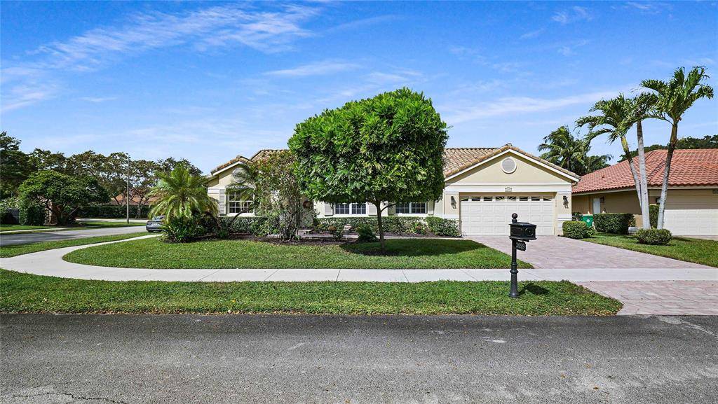 Davie, FL 33328,3099 Perriwinkle Cir