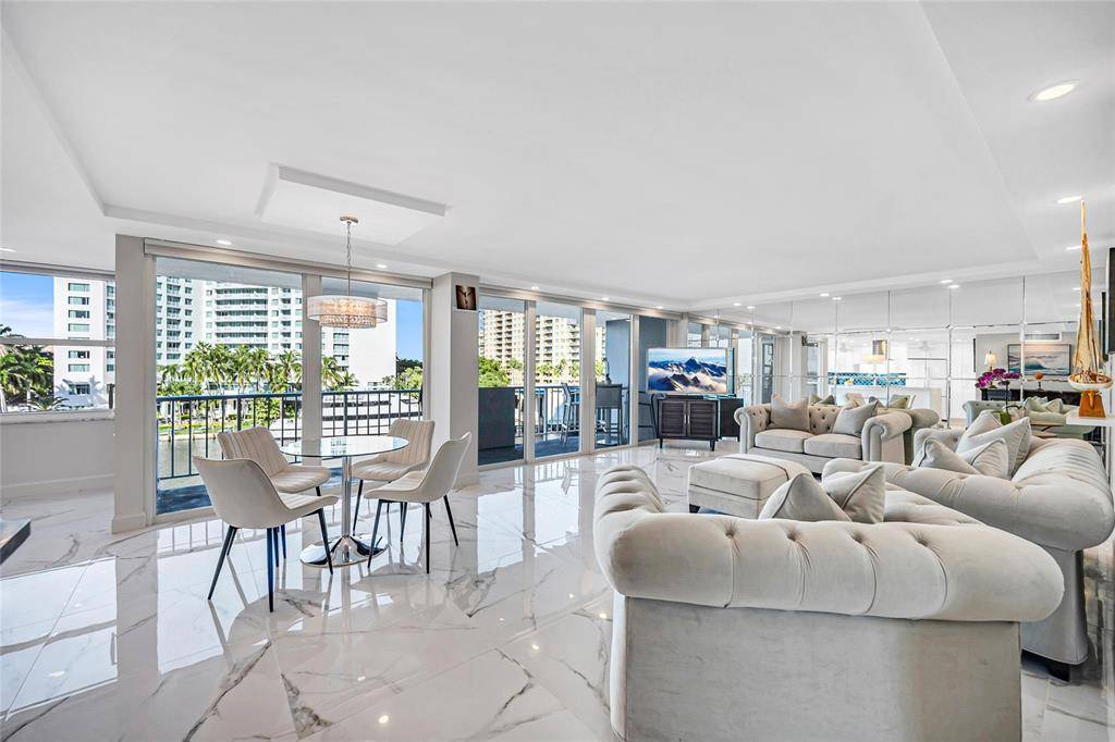 Fort Lauderdale, FL 33304,2800 E Sunrise Blvd #5B