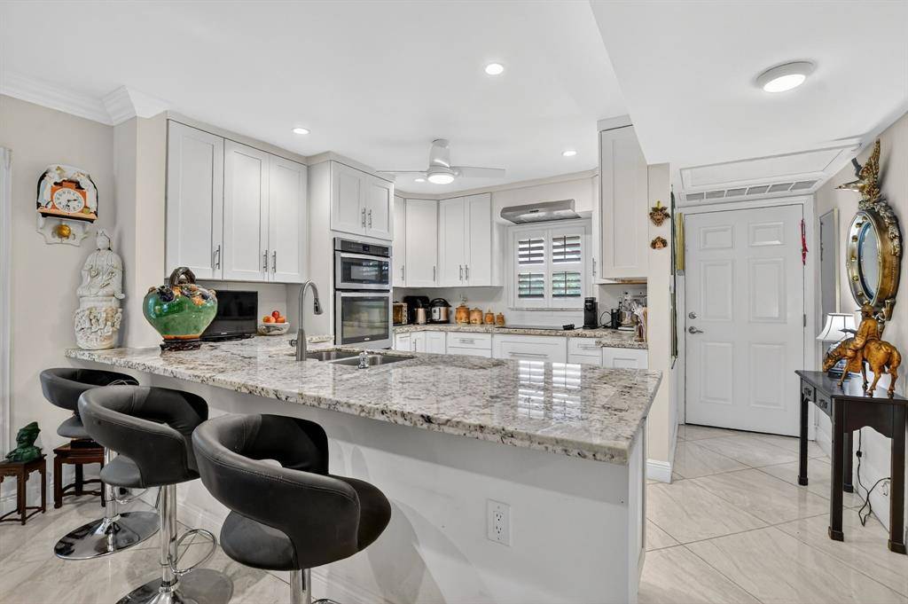 Boca Raton, FL 33431,250 NE 20th St #2270