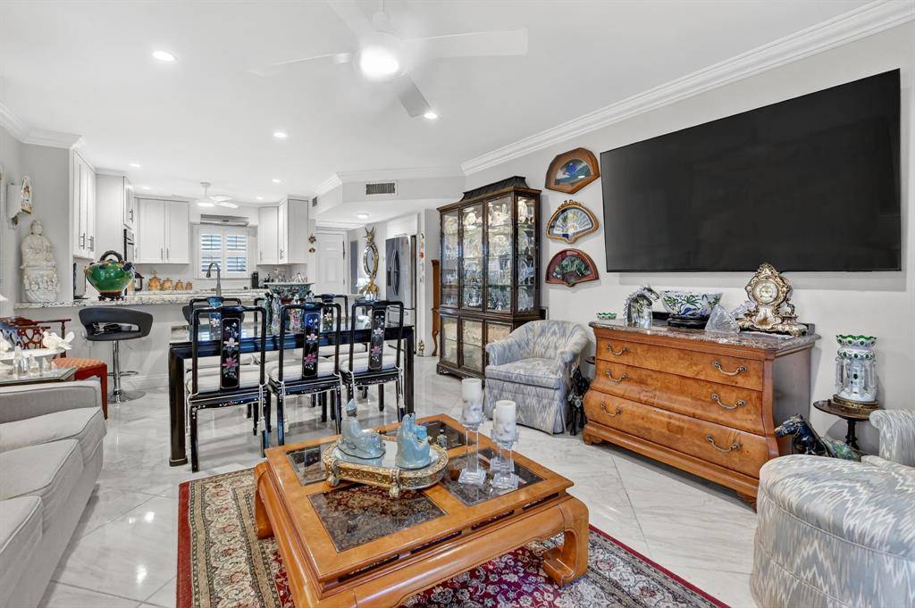 Boca Raton, FL 33431,250 NE 20th St #2270