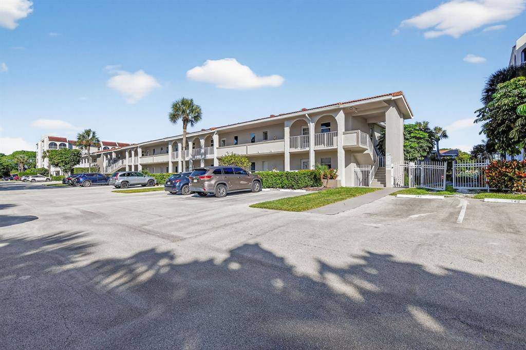 Boca Raton, FL 33431,250 NE 20th St #2270
