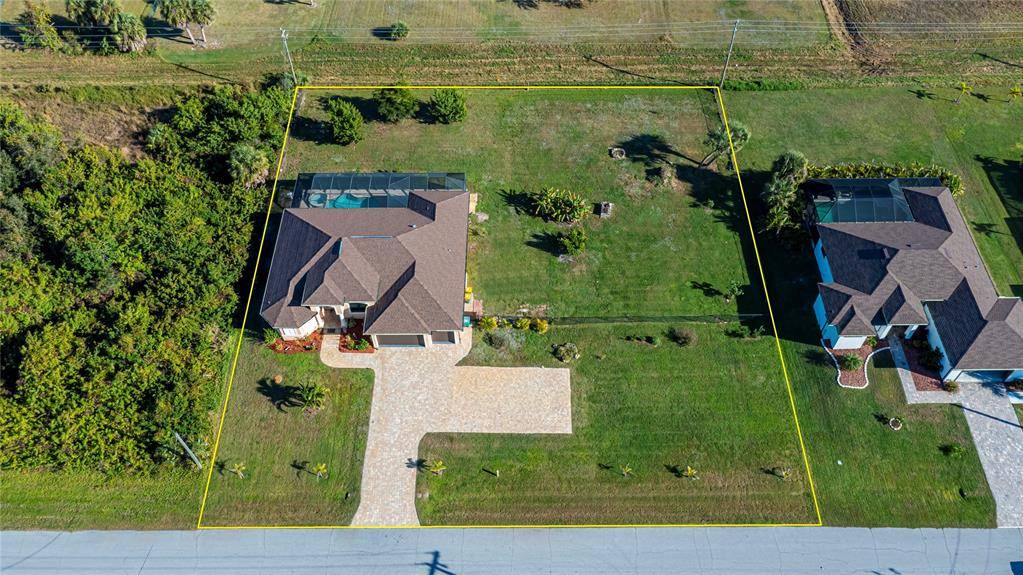 Rotonda West, FL 33947,105 Hardee Way