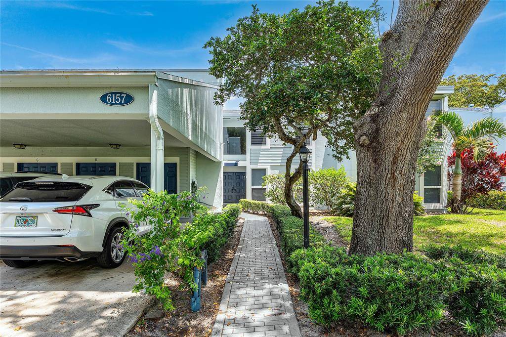 Boca Raton, FL 33433,6157 Old Court Rd #225