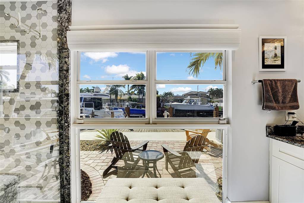 Pompano Beach, FL 33062,2524 SE 9th St