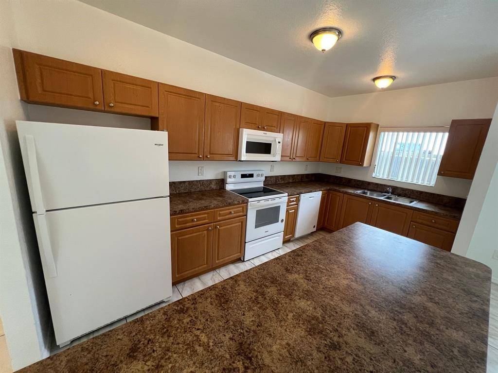 Fort Lauderdale, FL 33311,2905 NW 7th St