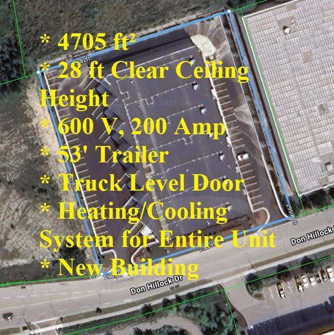 Aurora, ON L4G 0H6,32 Don Hillock DR #2