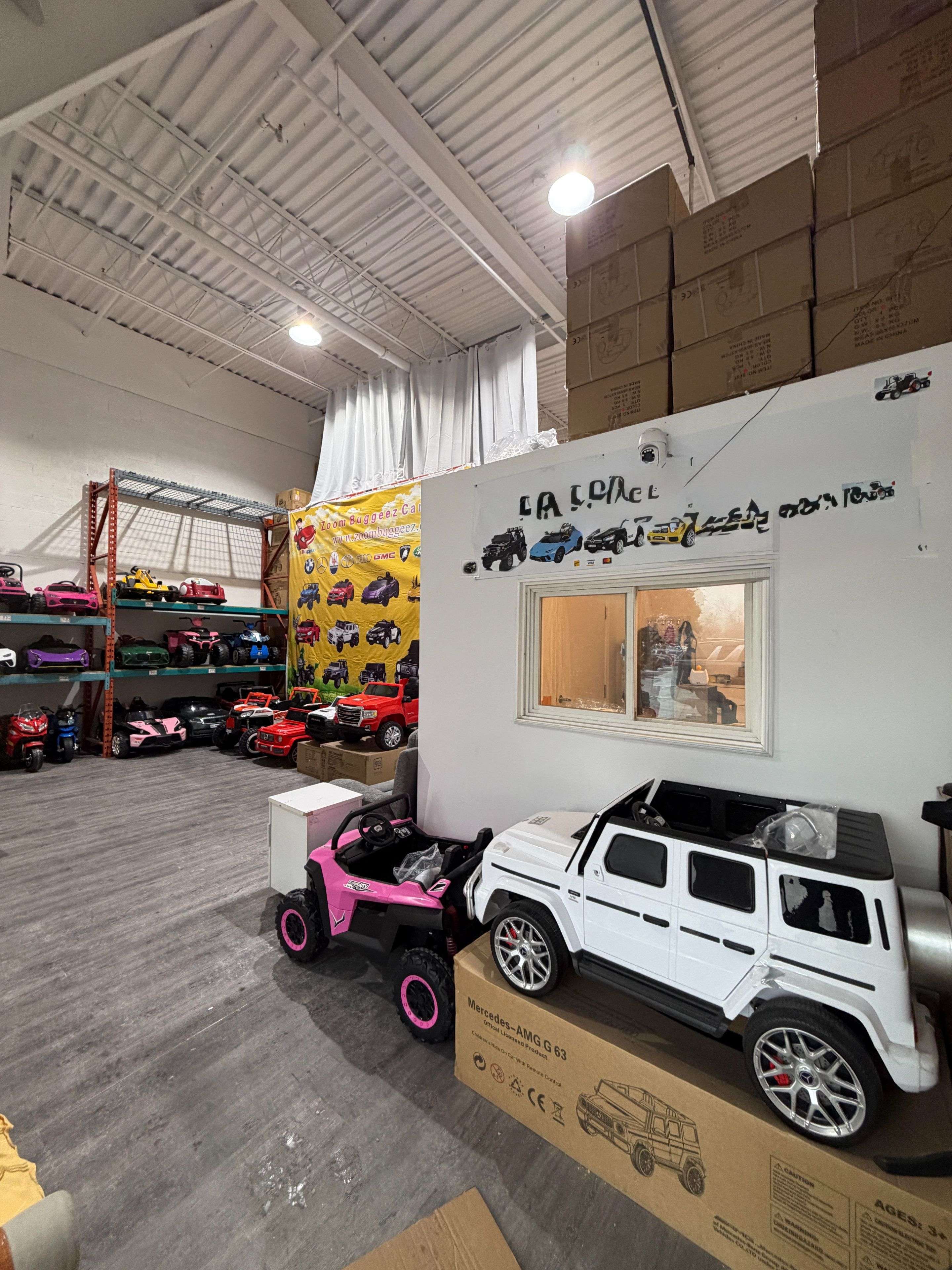 Markham, ON L3R 3W3,2600 John ST #212