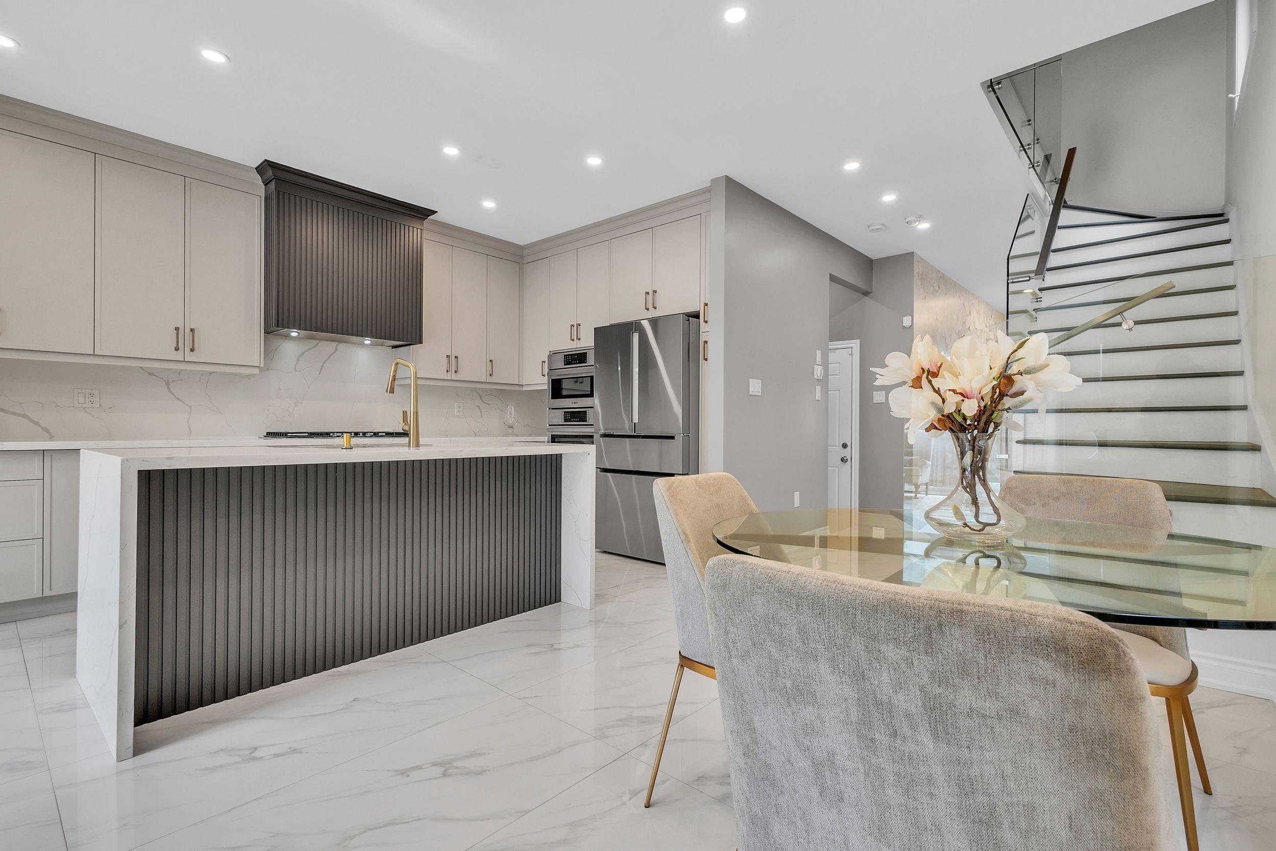 Vaughan, ON L4H 4L1,61 Zenith AVE