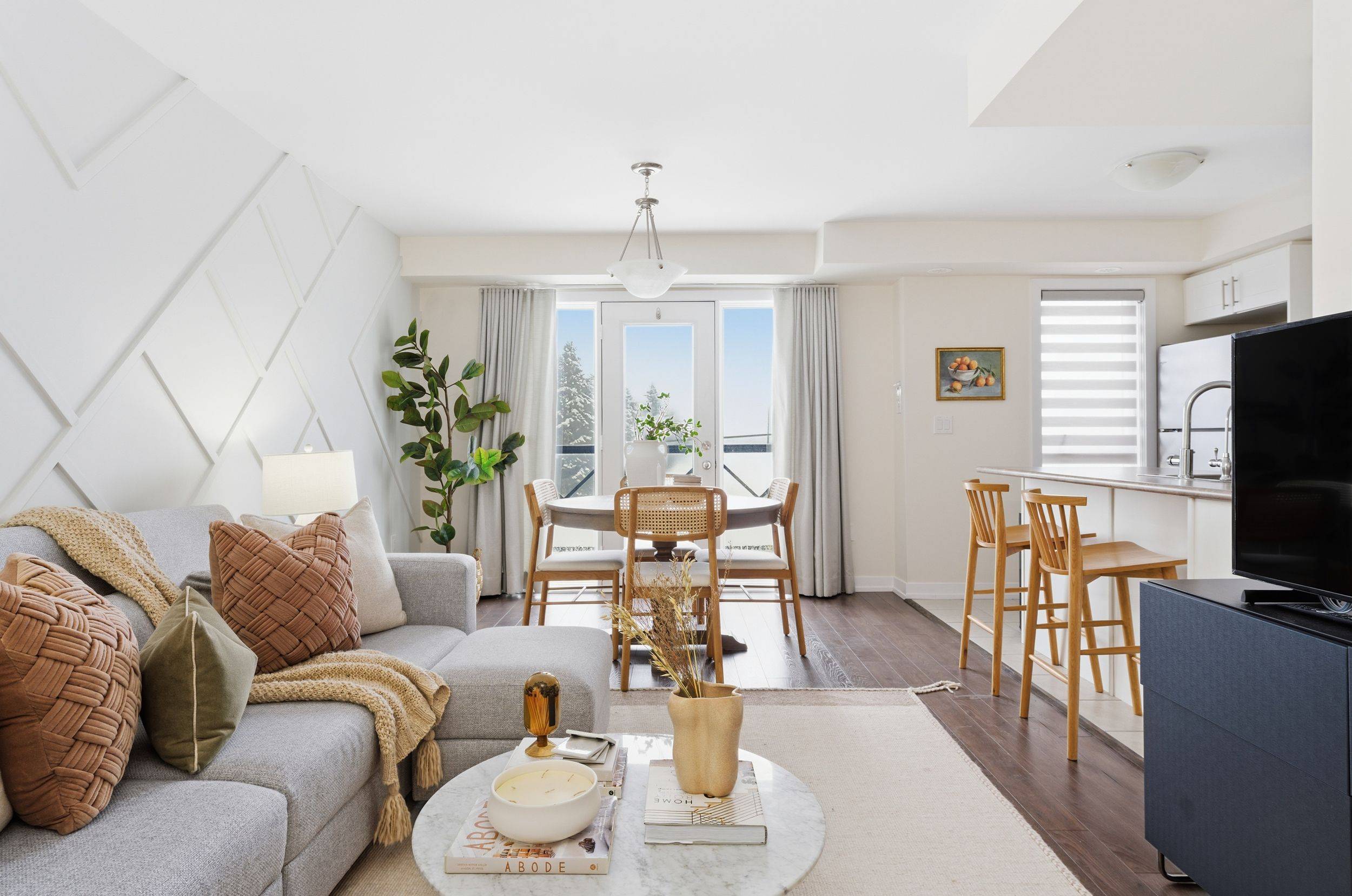 Markham, ON L6B 1N5,20 Westmeath LN #2303