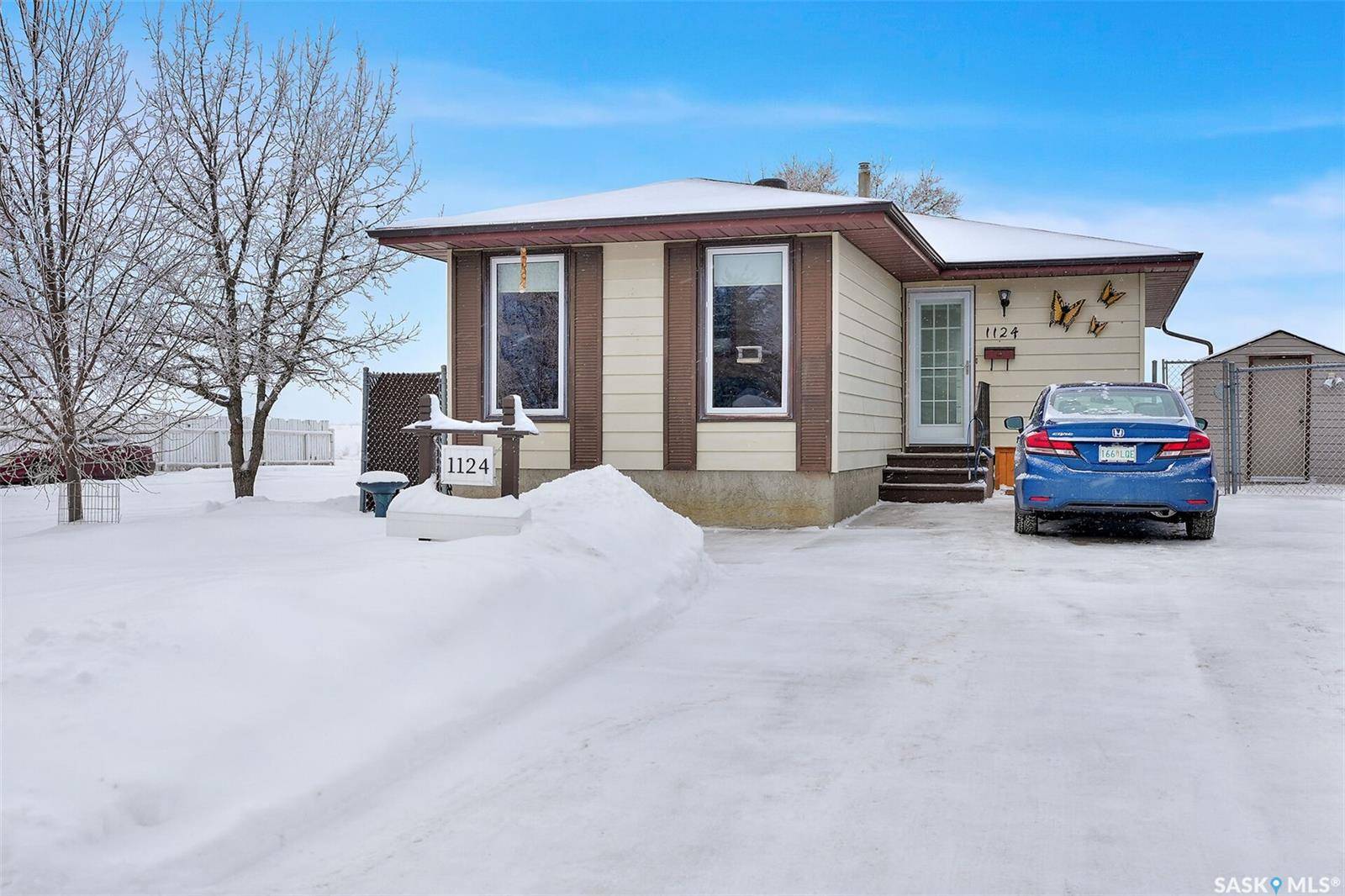 Regina, SK S4R 1A6,1124 Courtney STREET