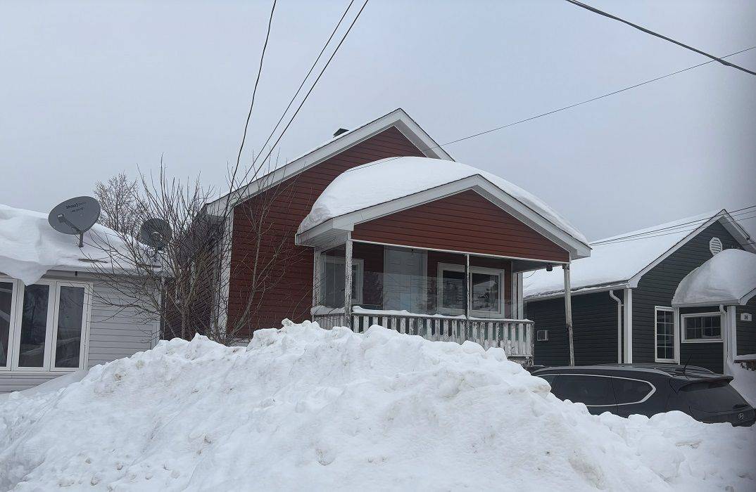 Timmins, ON P4N 4H8,40 Crescent AVE