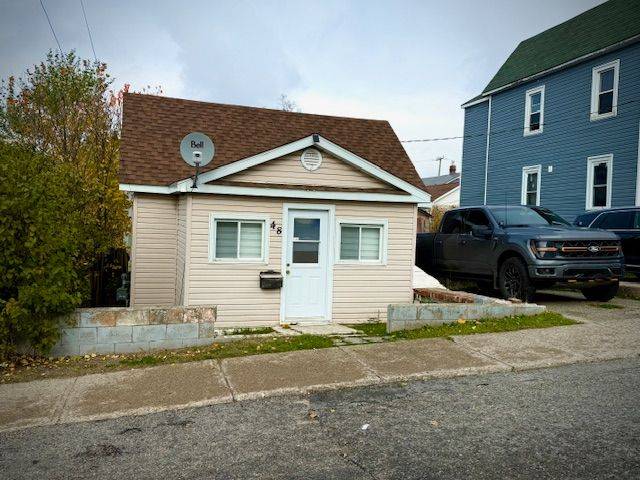Timmins, ON P4N 2Y3,48 Bannerman AVE