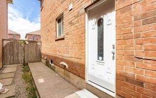 Brampton, ON L6X 4Z8,116 Lake Louise DR #Lower