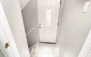 Brampton, ON L6X 4Z8,116 Lake Louise DR #Lower