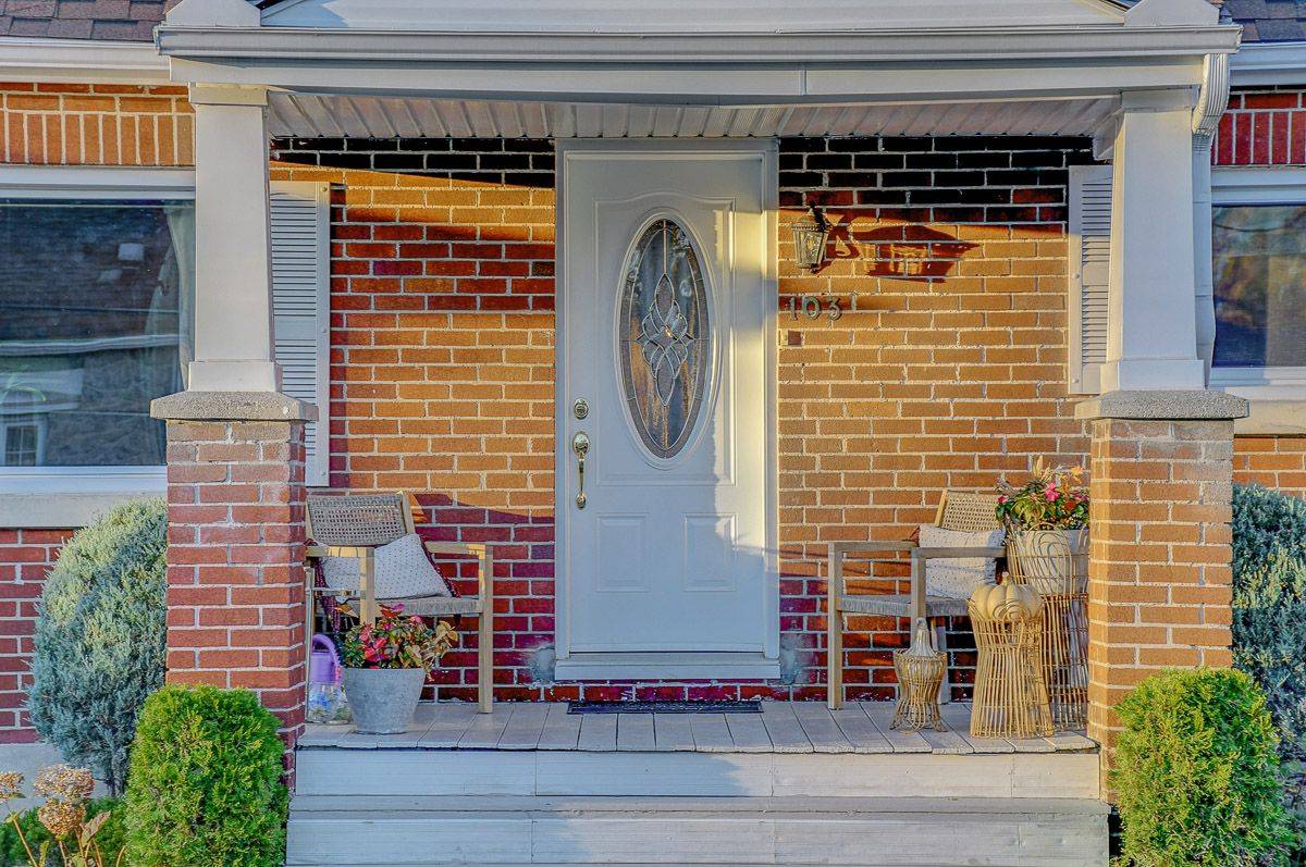 Overbrook - Castleheights And Area, ON K1K 1S7,103 Glynn AVE