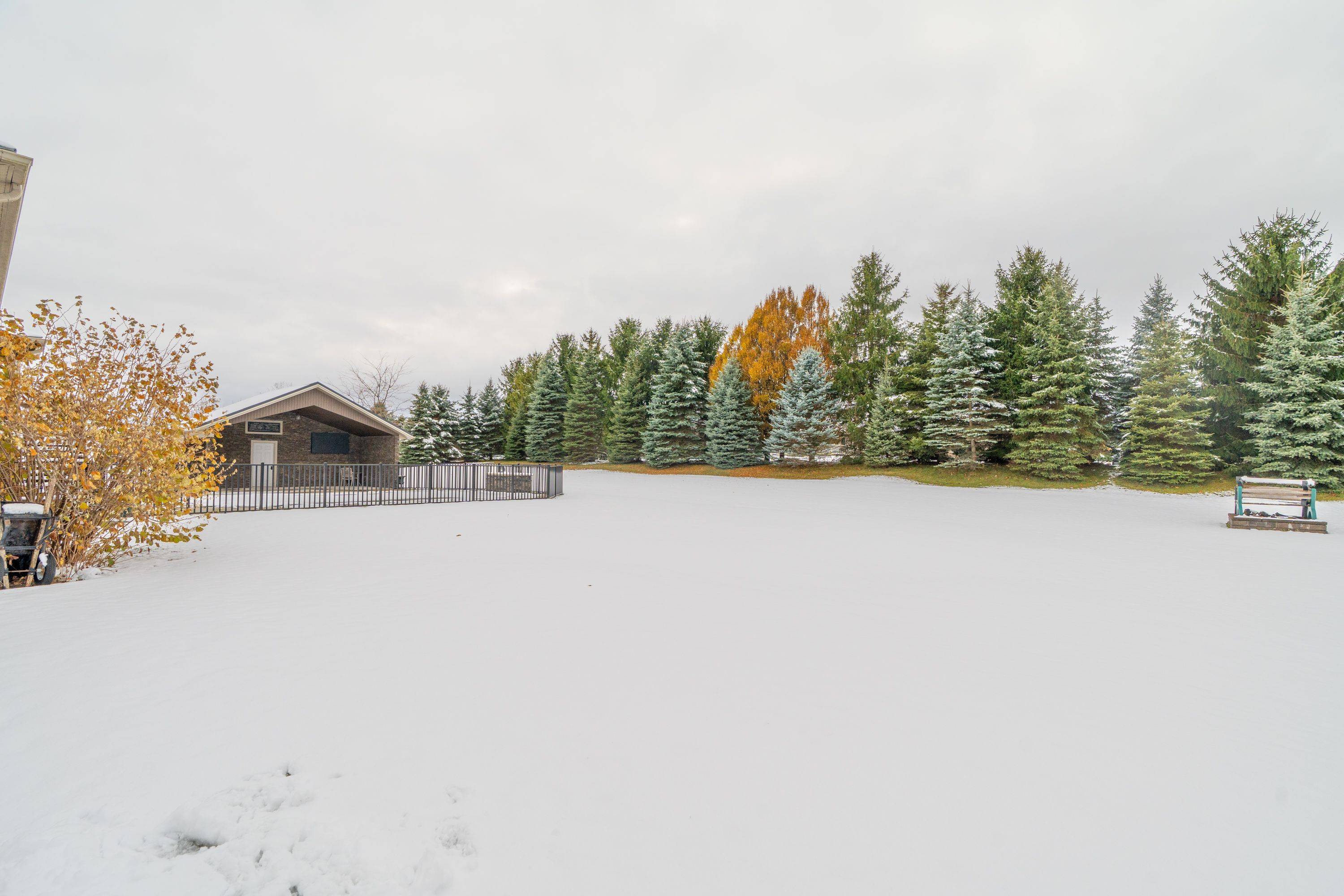 Thames Centre, ON N0L 1G5,12 Starlight LN