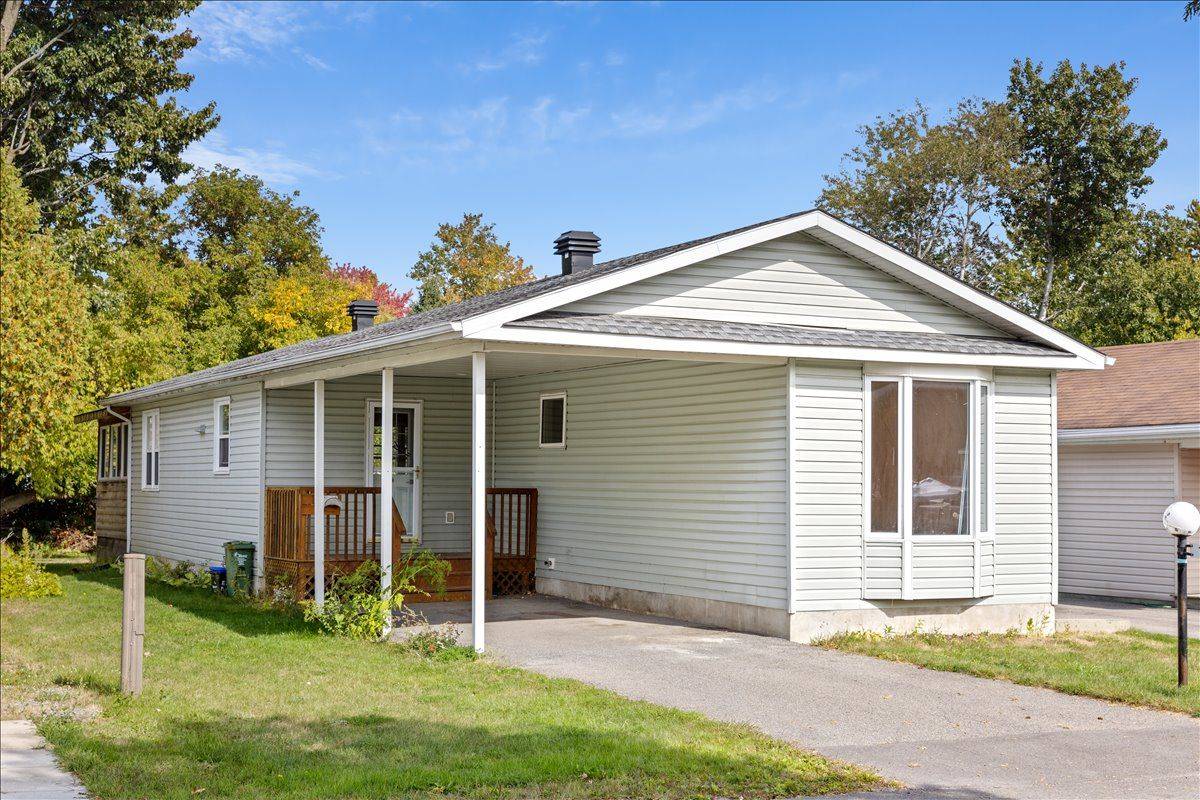 Greely - Metcalfe - Osgoode - Vernon And Area, ON K4P 1C8,1023 Vista Barrett Private