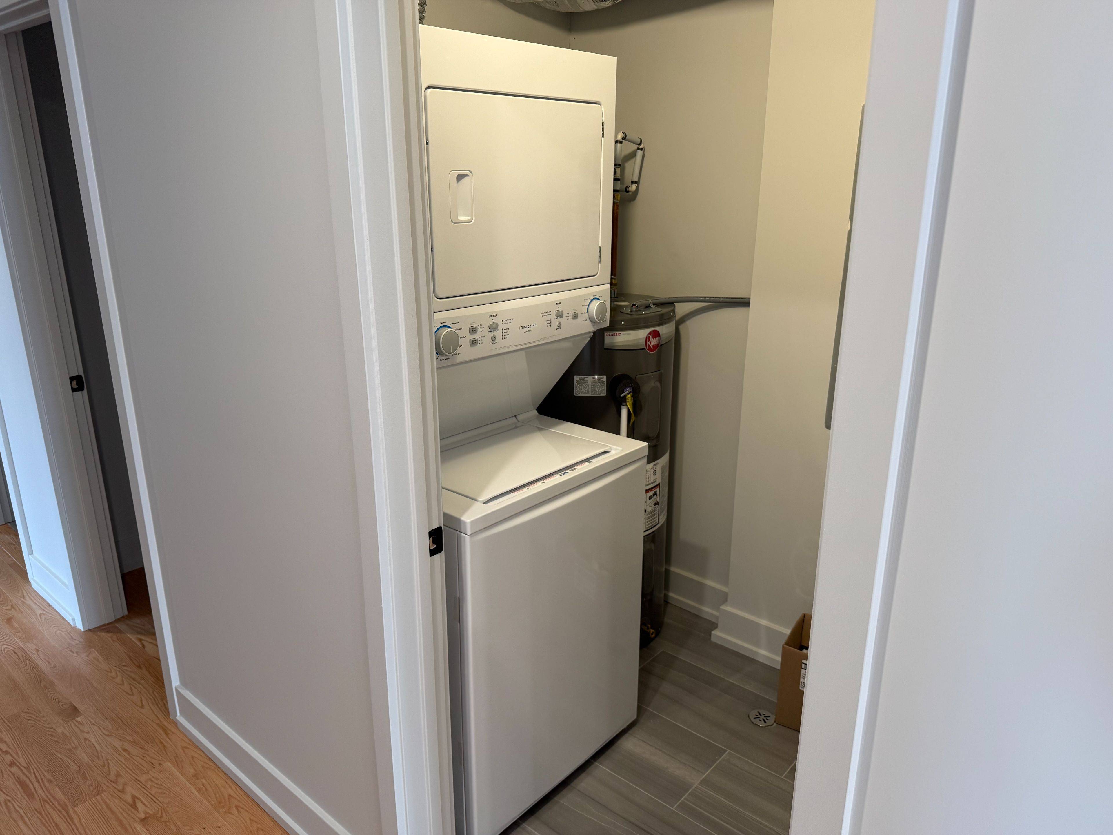 Carlington - Central Park, ON K1Z 8J9,1250 Trenton AVE