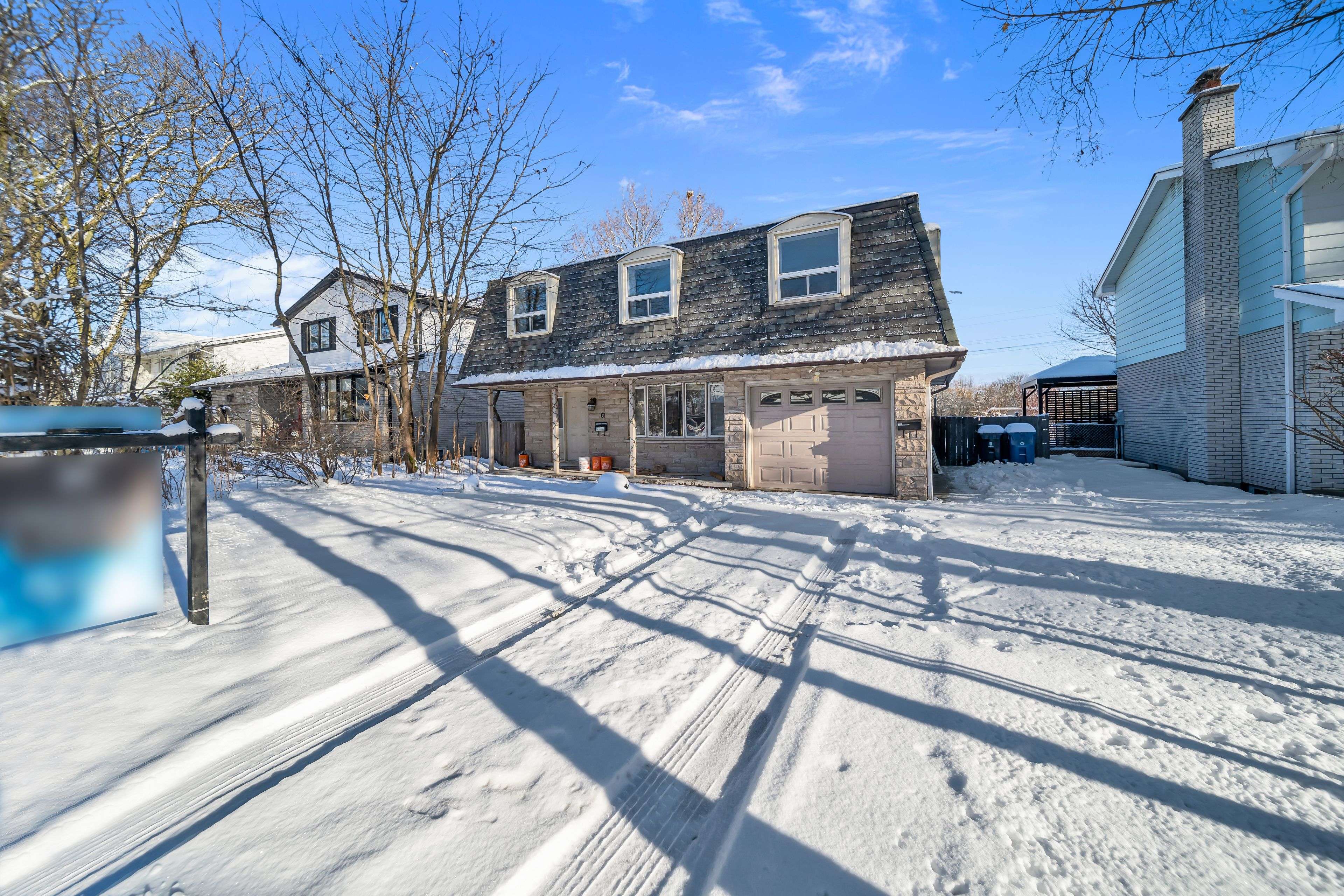 Guelph, ON N1G 2K9,61 Vanier DR