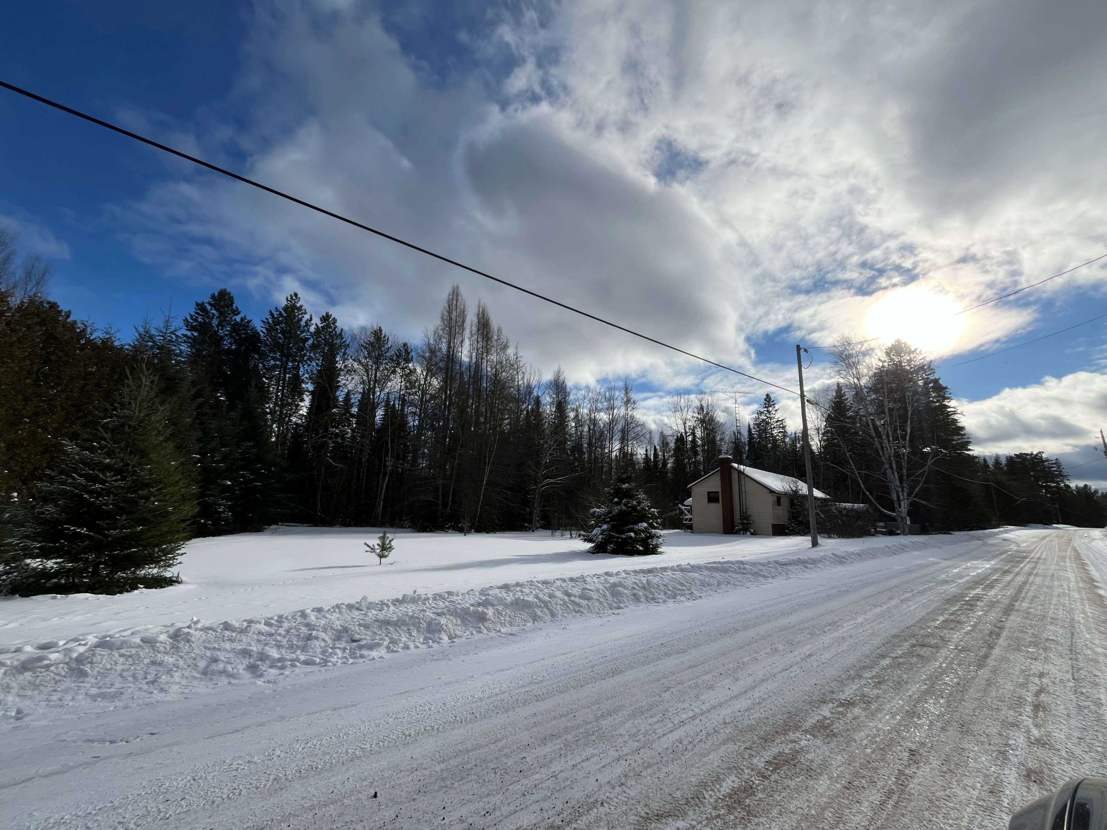 Hastings Highlands, ON K0L 2R0,54 Burlanyett RD