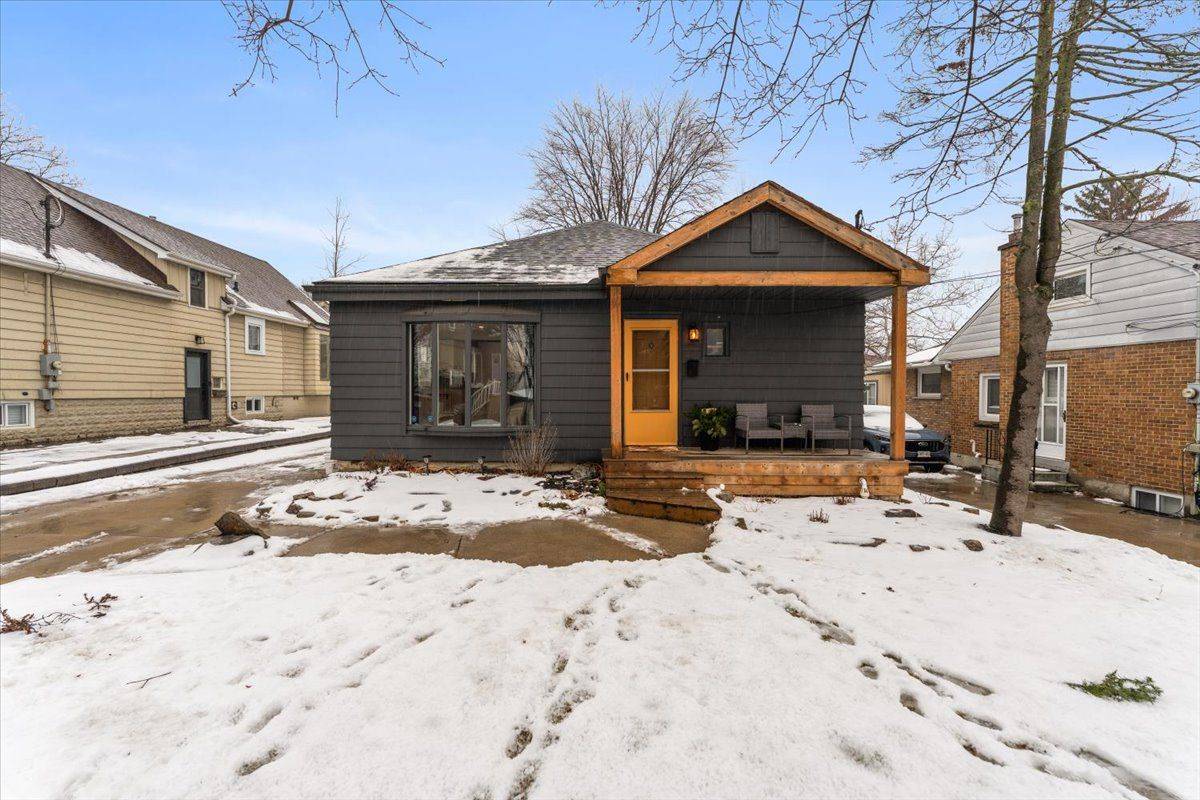 Hamilton, ON L8K 4X4,11 Scotia AVE