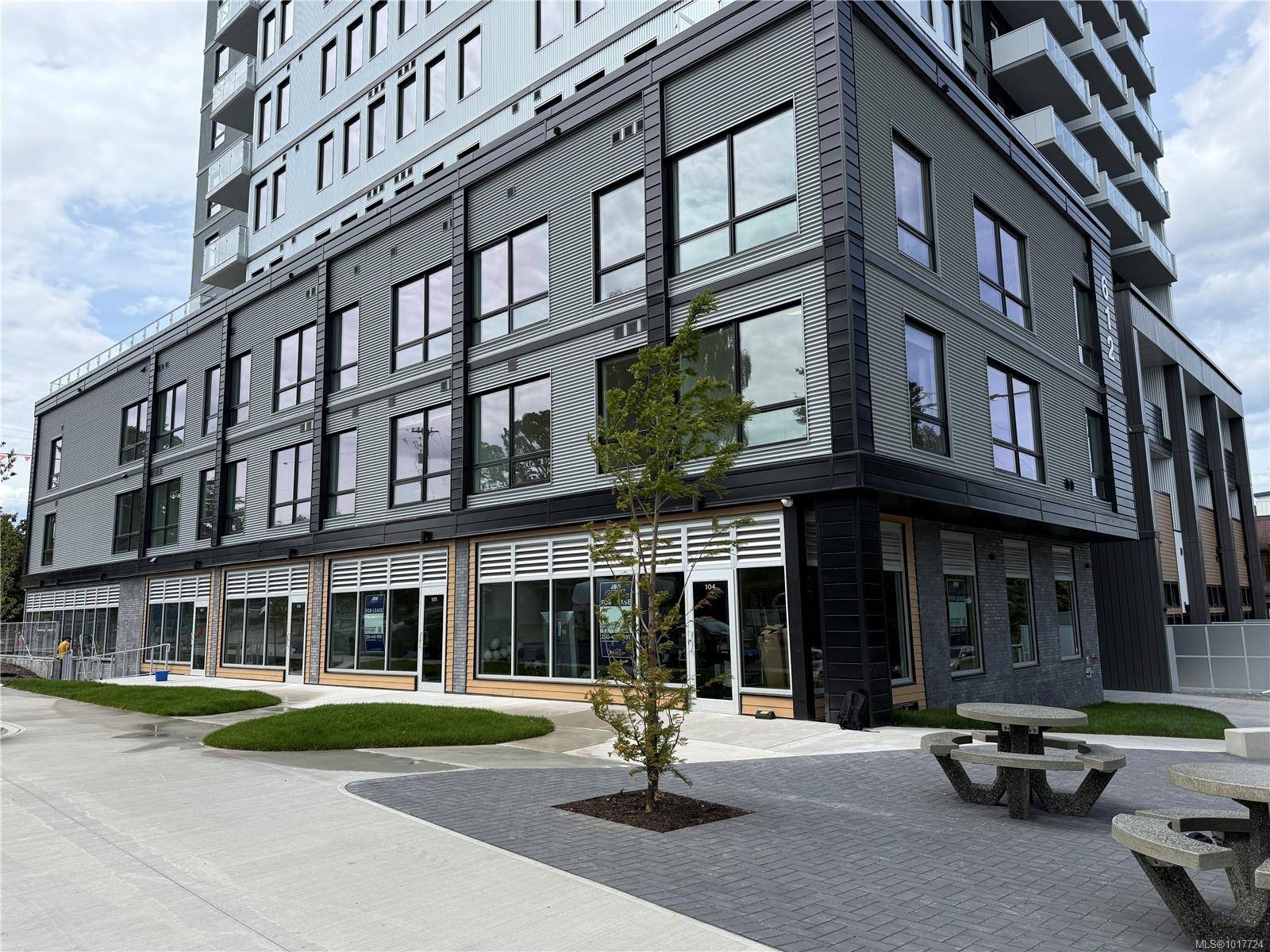 Esquimalt, BC V8X 1A3,612 Constance Ave #104