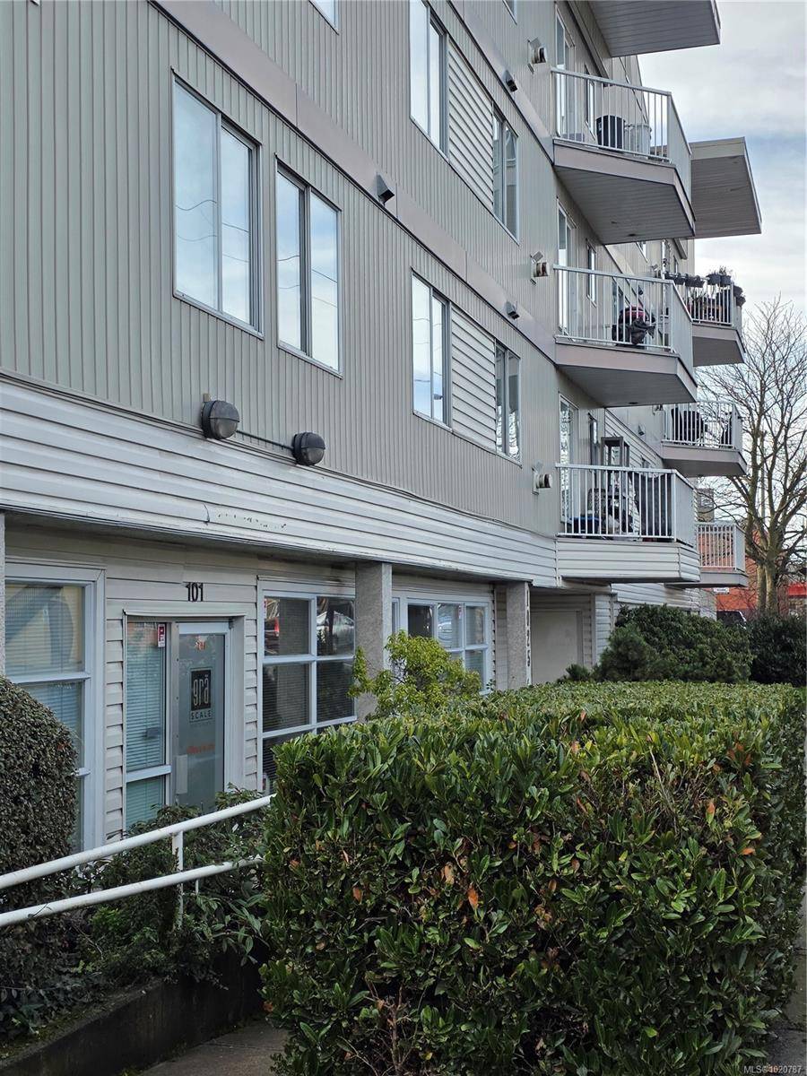 Victoria, BC V8T 2A2,1025 Hillside Ave #408