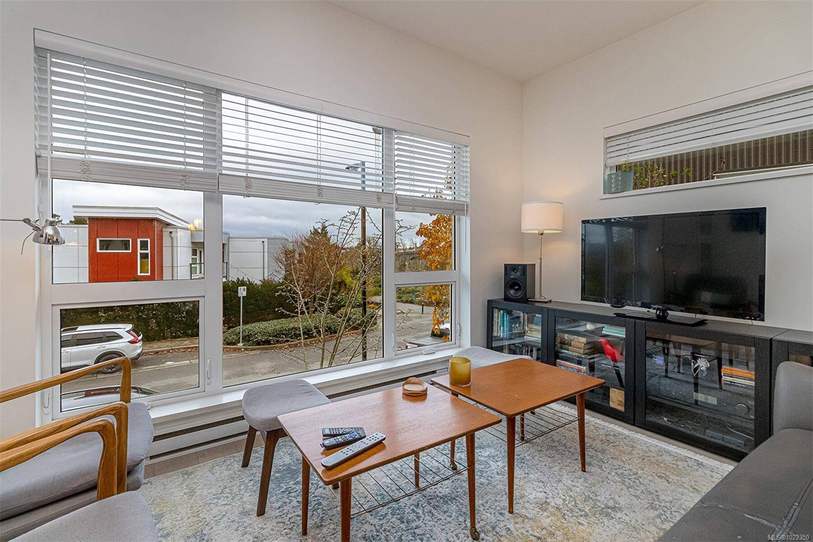 Victoria, BC V9A 0G7,770 Central Spur Rd #106