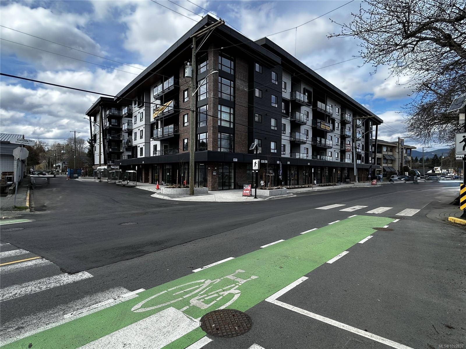 Duncan, BC V9L 1P5,107 Evans St #CRU 3