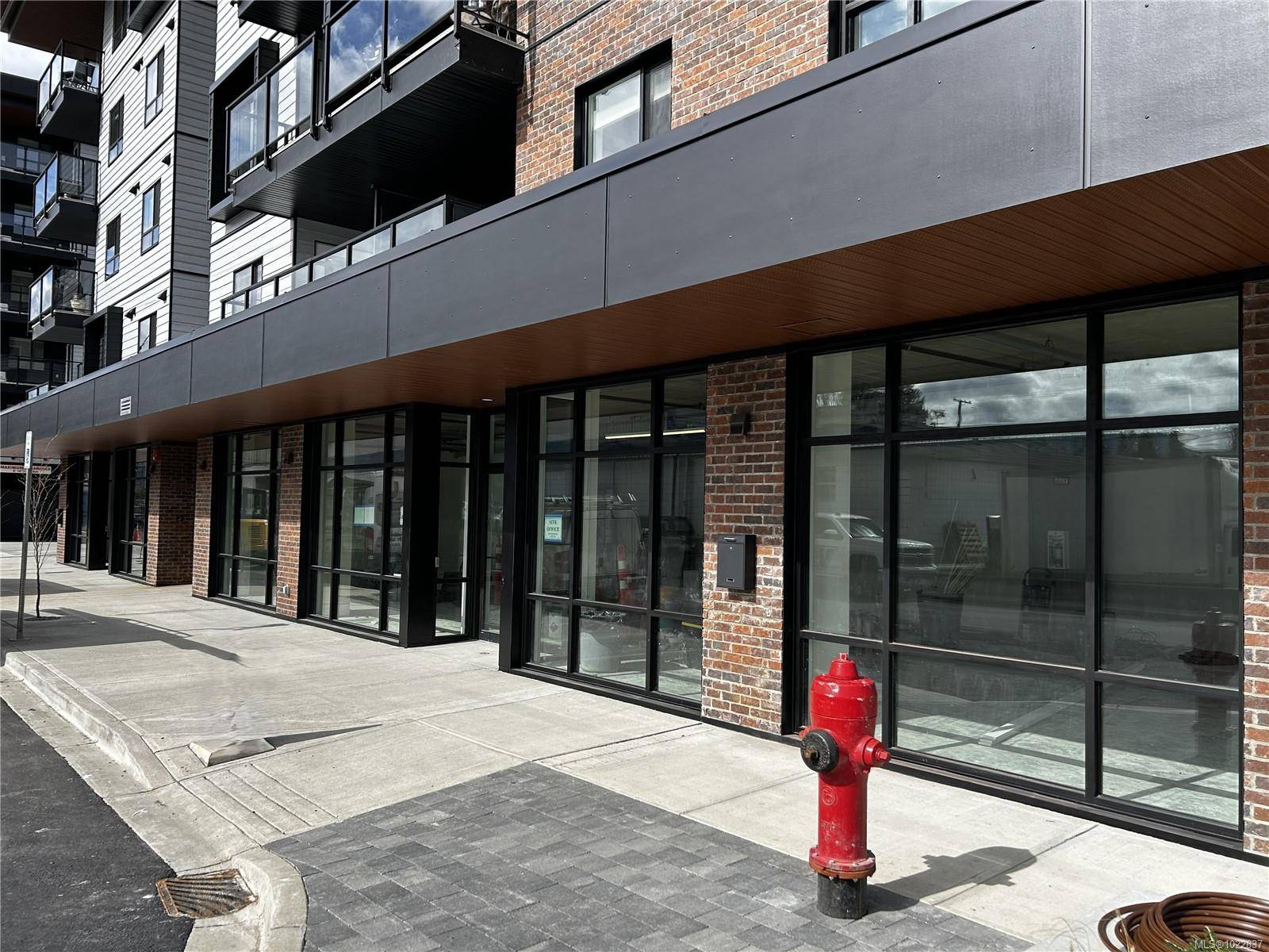 Duncan, BC V9L 1P5,107 Evans St #CRU 3