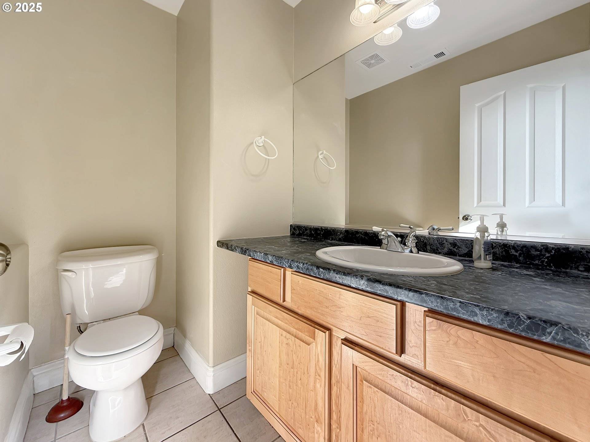 Brookings, OR 97415,714 PIONEER RD #3B