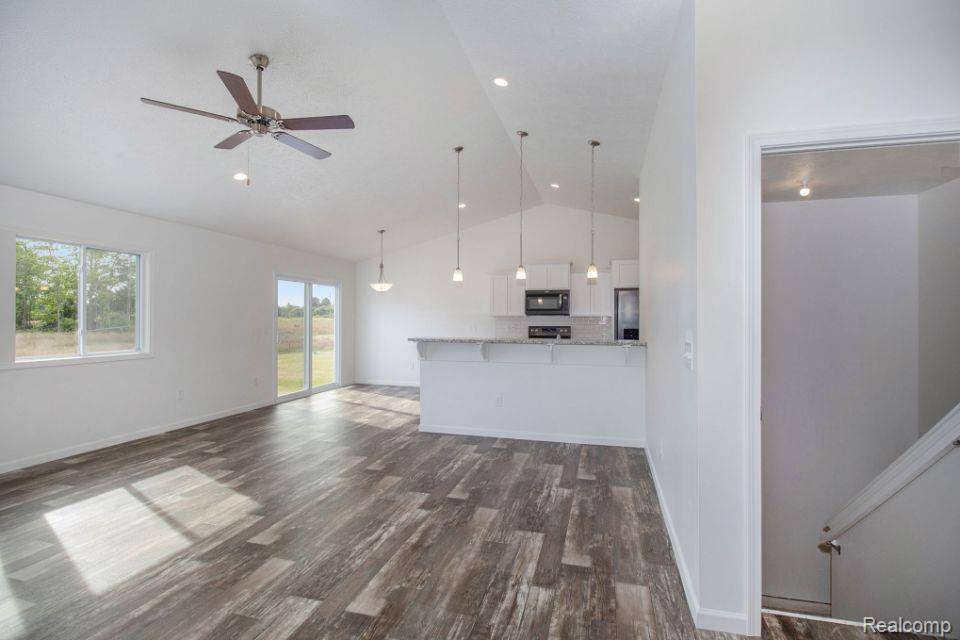 Litchfield, MI 49252,104 Cottonwood CT