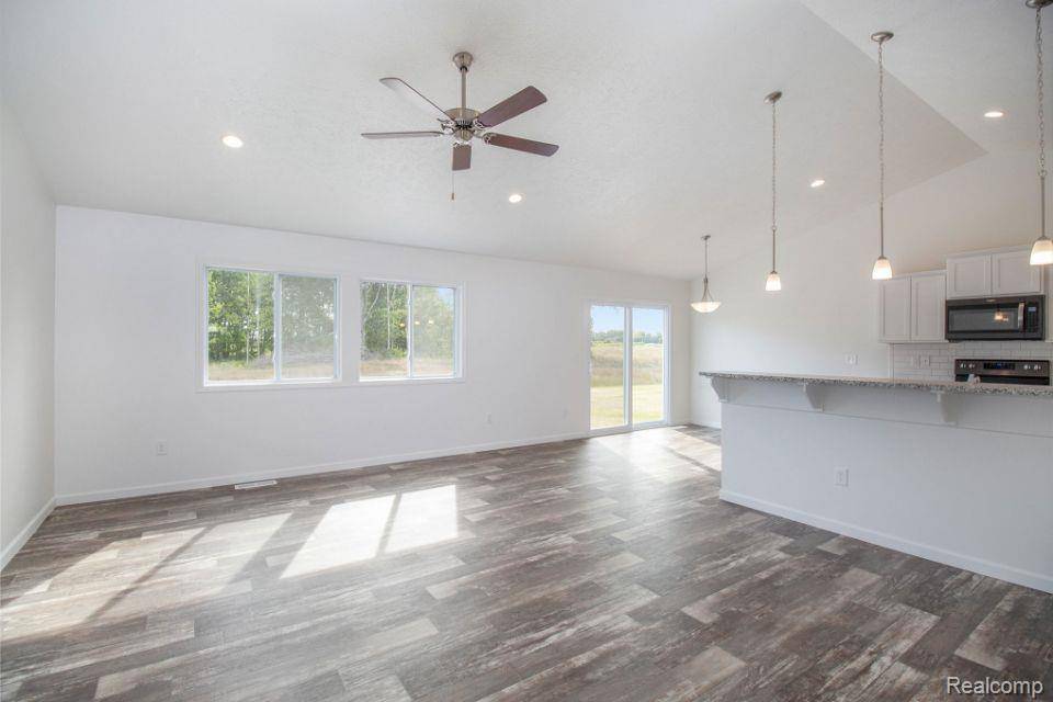 Litchfield, MI 49252,104 Cottonwood CT