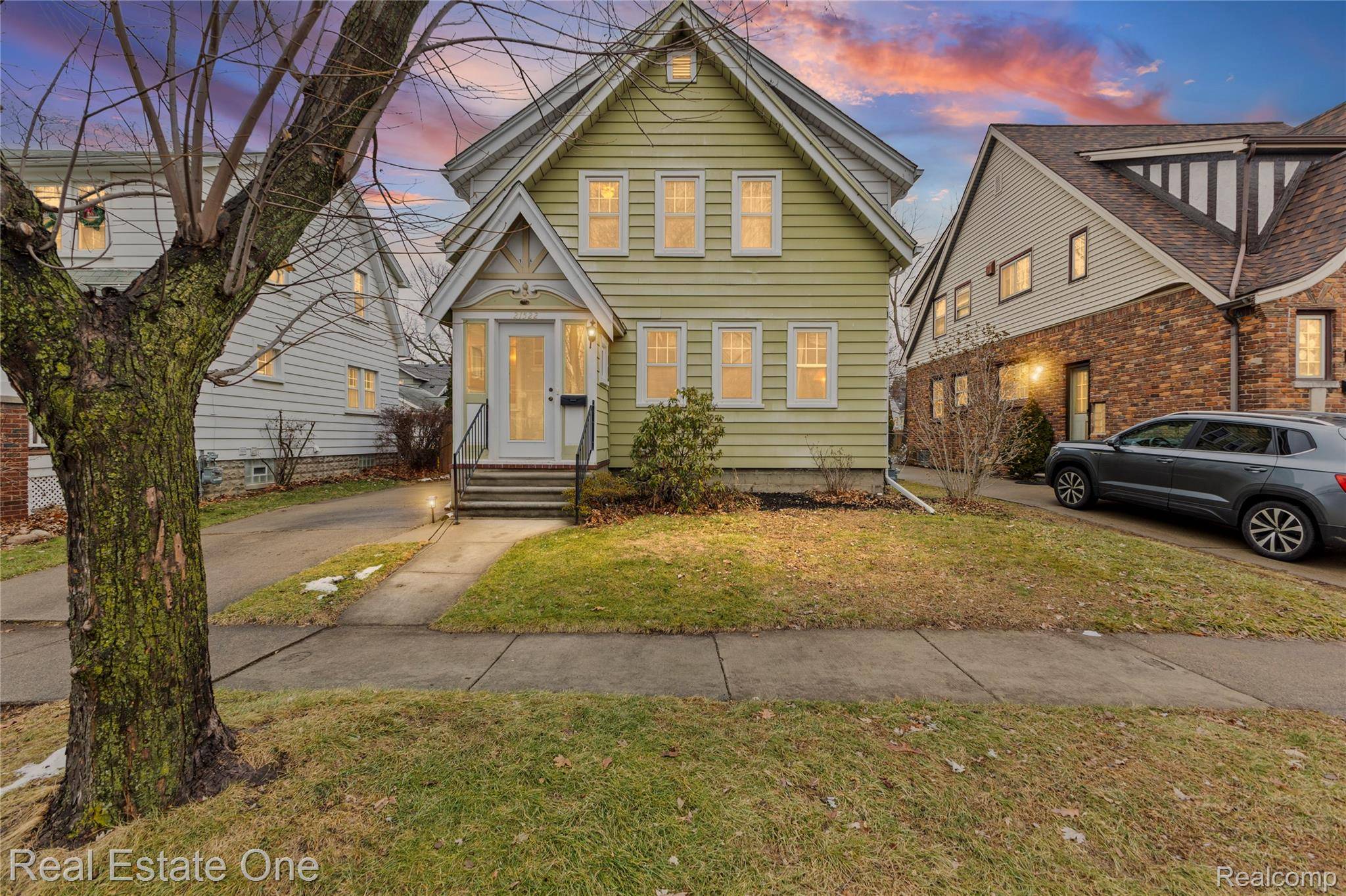 Dearborn, MI 48124,21522 Audrey ST