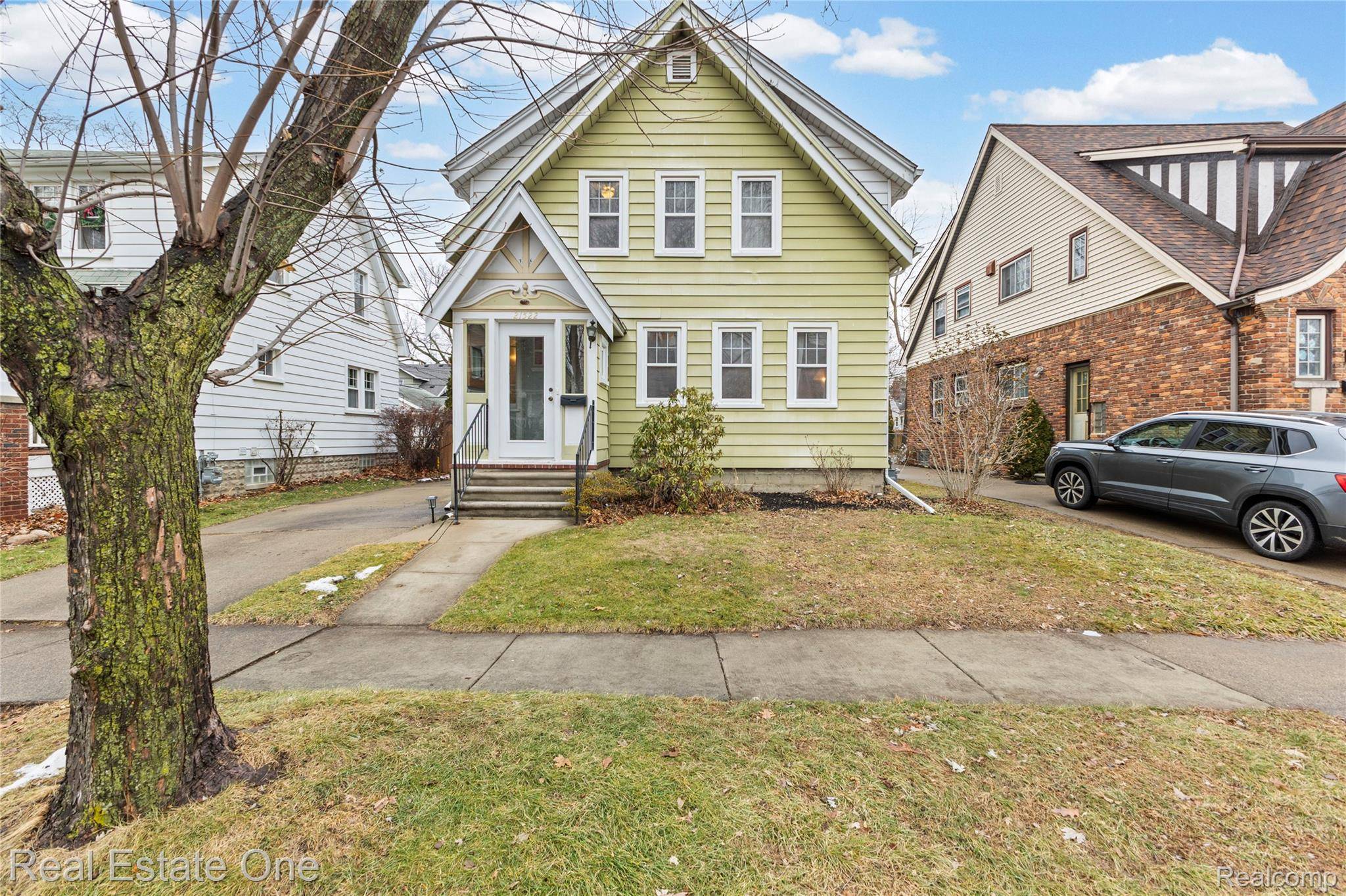 Dearborn, MI 48124,21522 Audrey ST