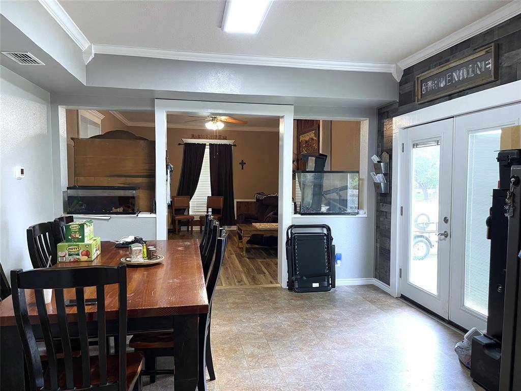 Teague, TX 75860,120 N 10th Avenue