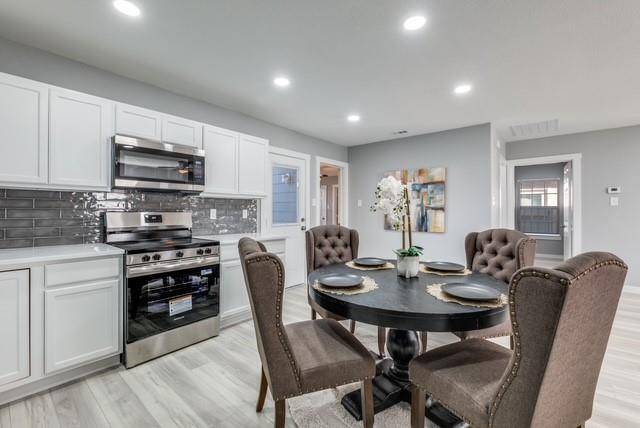 Dallas, TX 75227,7121 Toland Street