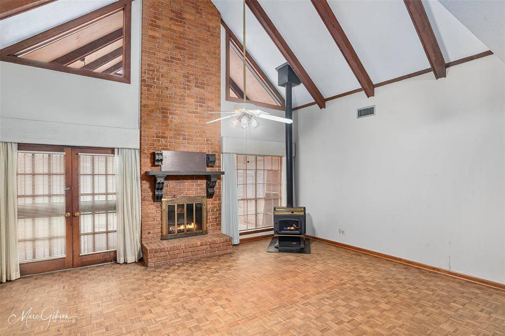 Shreveport, LA 71118,2034 Holly Oak Drive