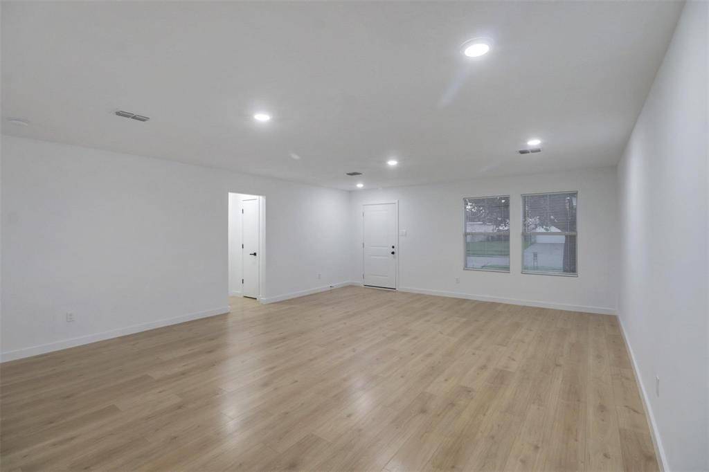 Grand Prairie, TX 75052,2924 Volturno Drive