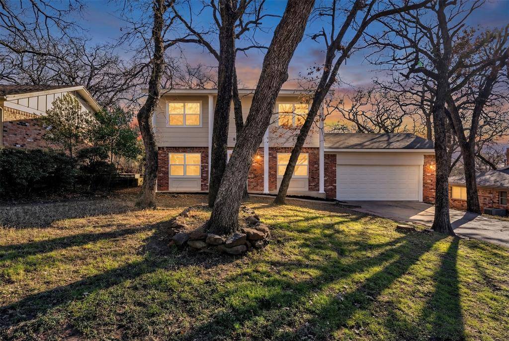 Hurst, TX 76053,857 Timberhill Drive