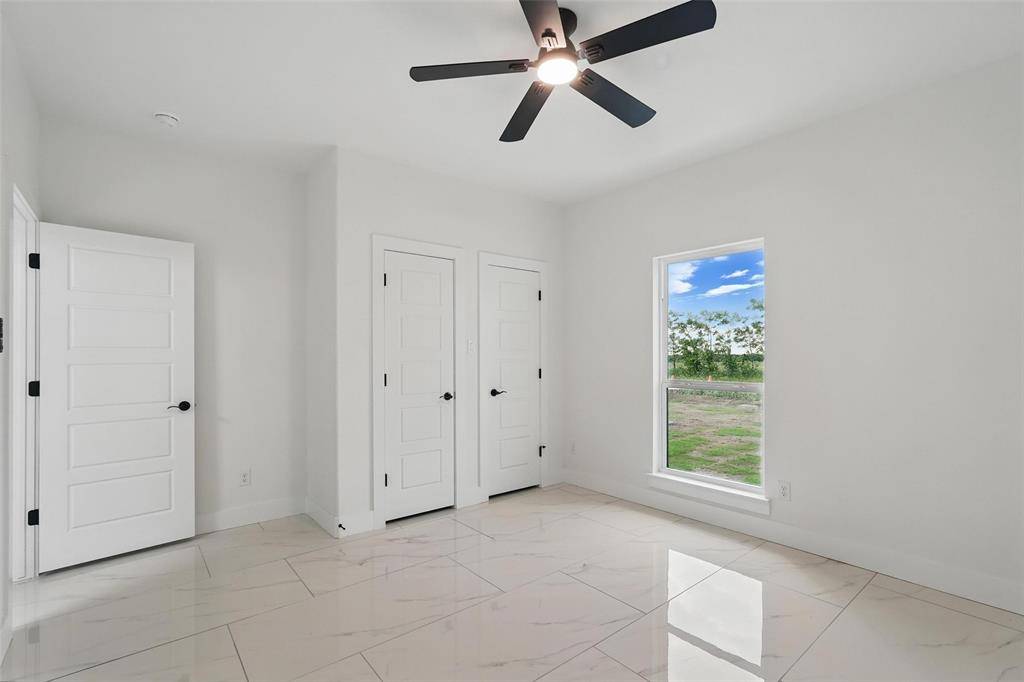 Mabank, TX 75147,105 Lawson Avenue