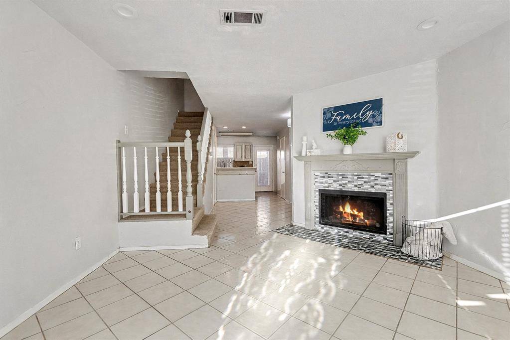 Garland, TX 75040,617 Carriagehouse Lane #3E