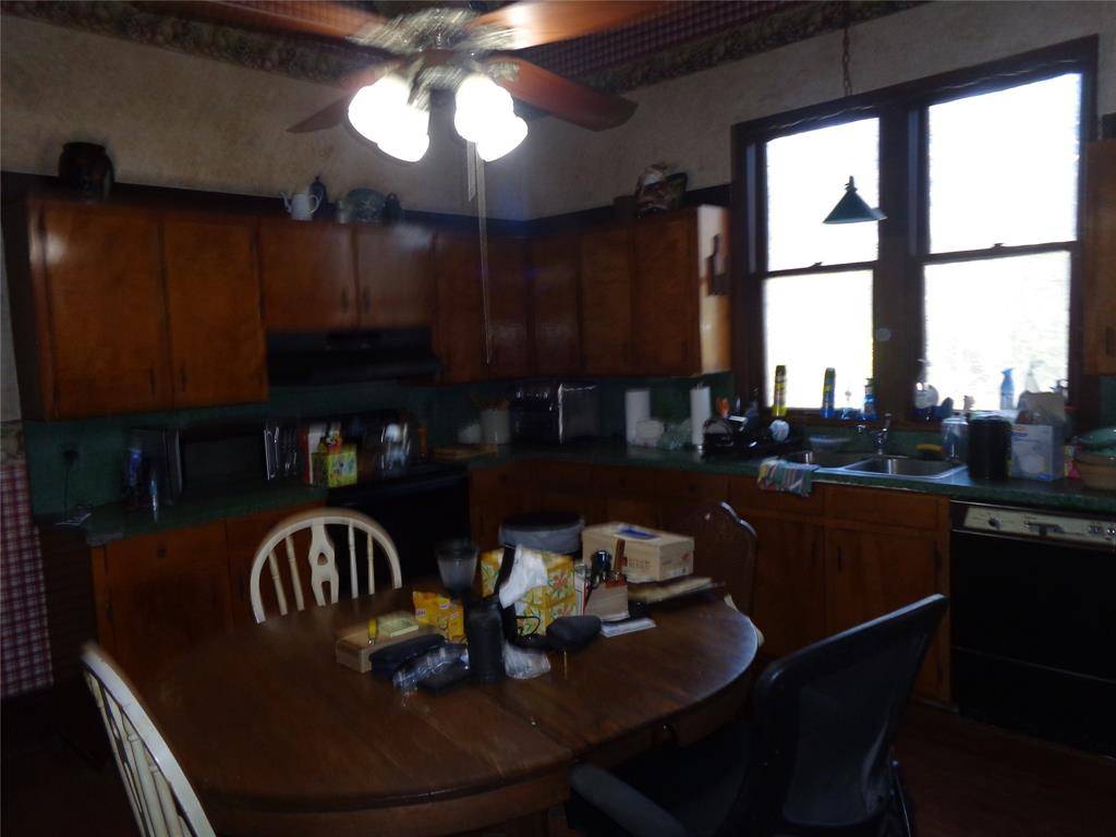 Grandview, TX 76050,506 S 3rd Street