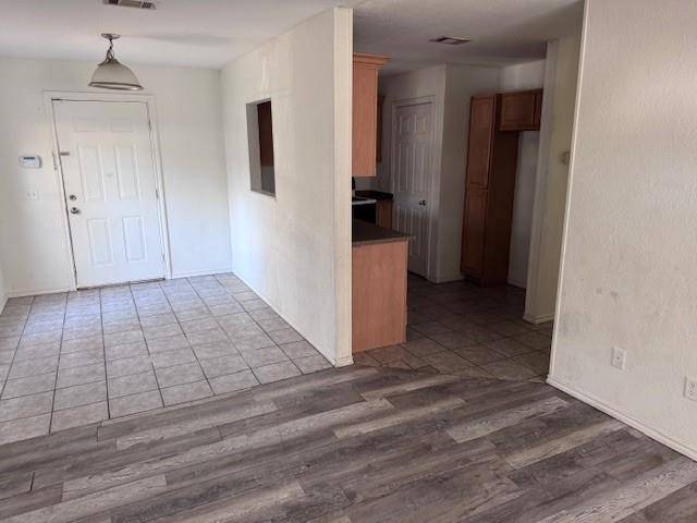 Paris, TX 75460,2541-2551 E Price Street #200