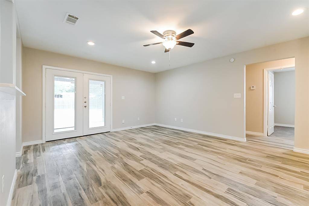 Dallas, TX 75241,3623 Softcloud Drive