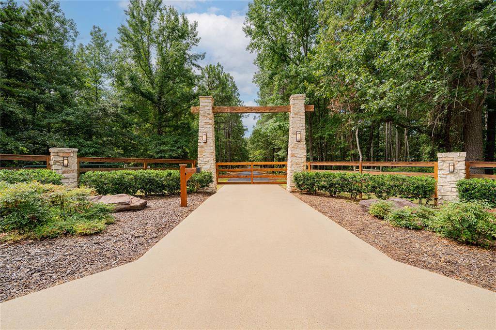 Winnsboro, TX 75494,455 SE CR 3350