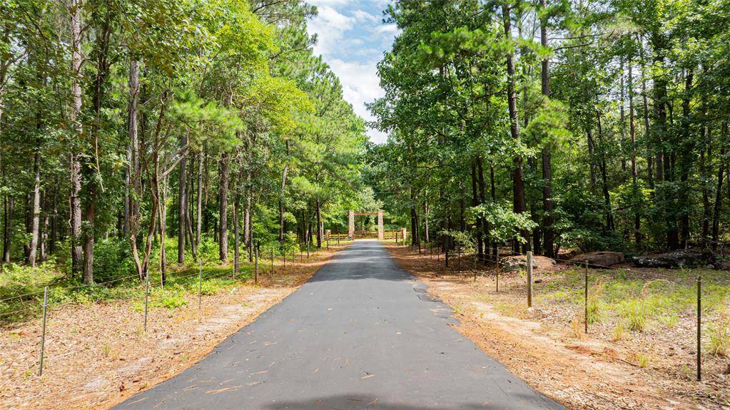 Winnsboro, TX 75494,455 SE CR 3350