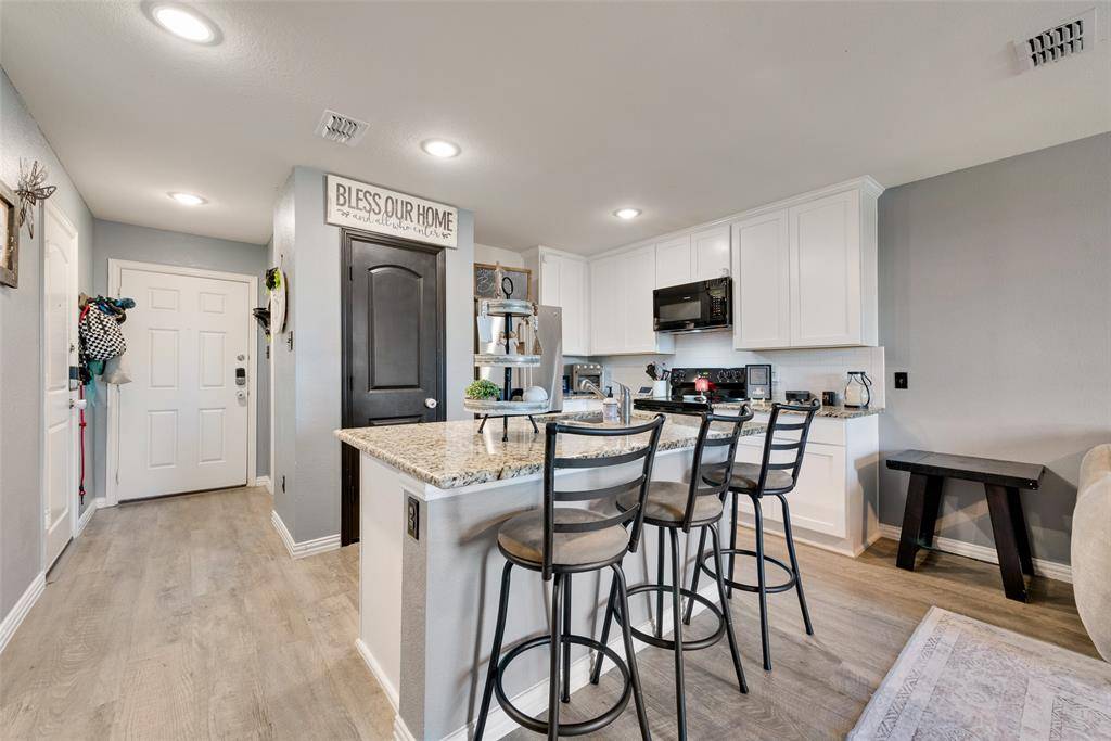 Mabank, TX 75147,2716 William Street