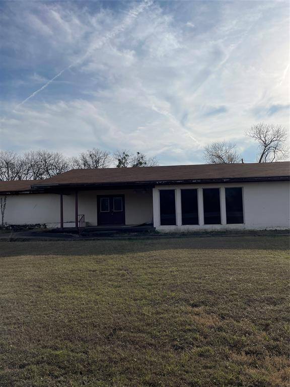 West, TX 76691,510 E Oak Street